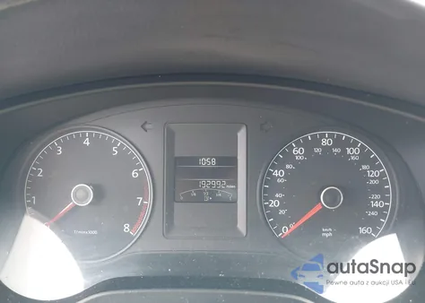 2014 Volkswagen Jetta 2.0L S z USA, uszkodzony, nr VIN 3VW2K7AJ1EM334297